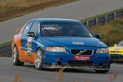 Volvo S60 raceren med Niels Høiby - teamets mest trofaste kører.